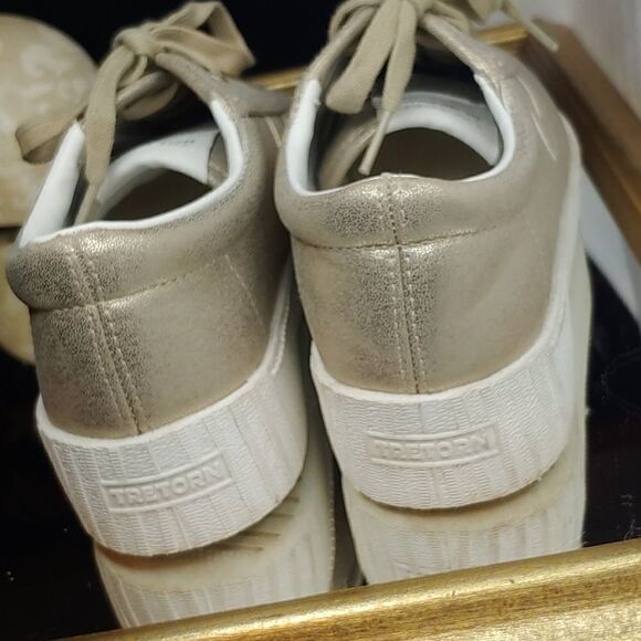 Gold leather tretorns  - Picture 3 of 6